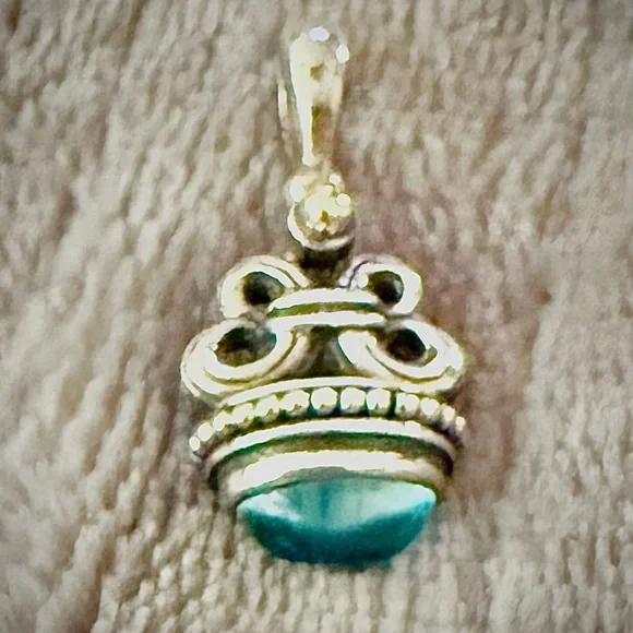 LAGOS Two-Tone Pendant with Blue Stone - Picture 4 of 8